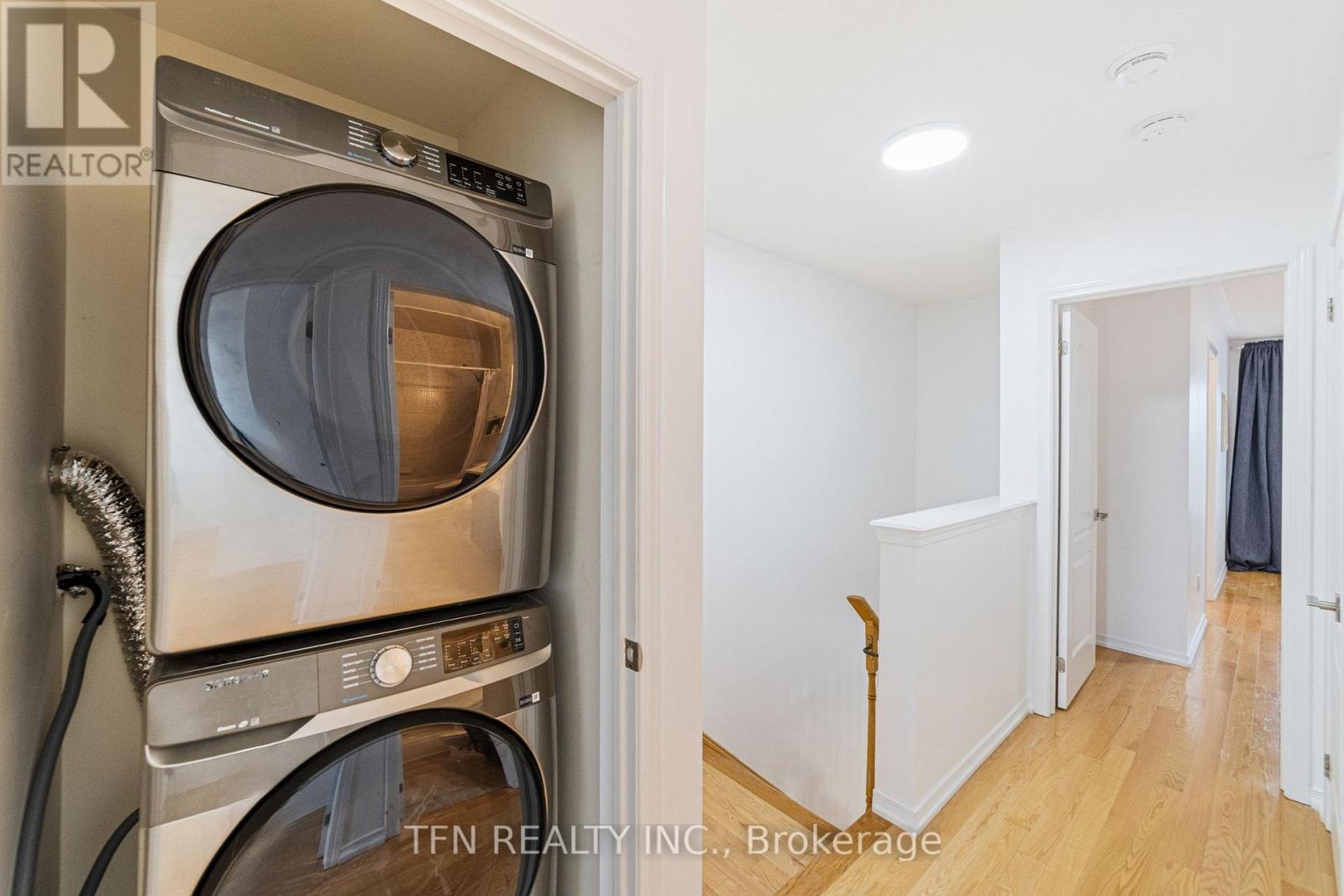 7166 Triumph Lane, Mississauga, Ontario  L5N 0C5 - Photo 34 - W12426169
