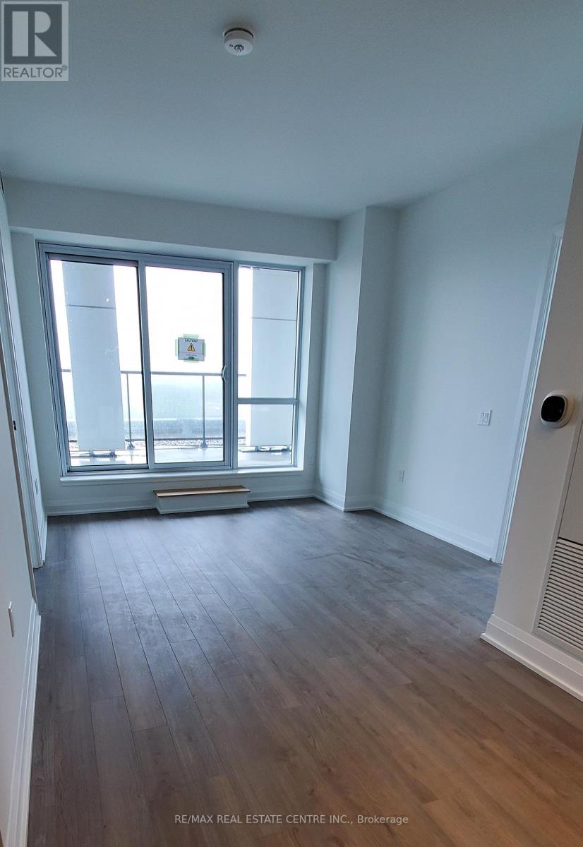 405 - 50 George Buthart Drive N, Toronto, Ontario  M3K 0C9 - Photo 11 - W12426226