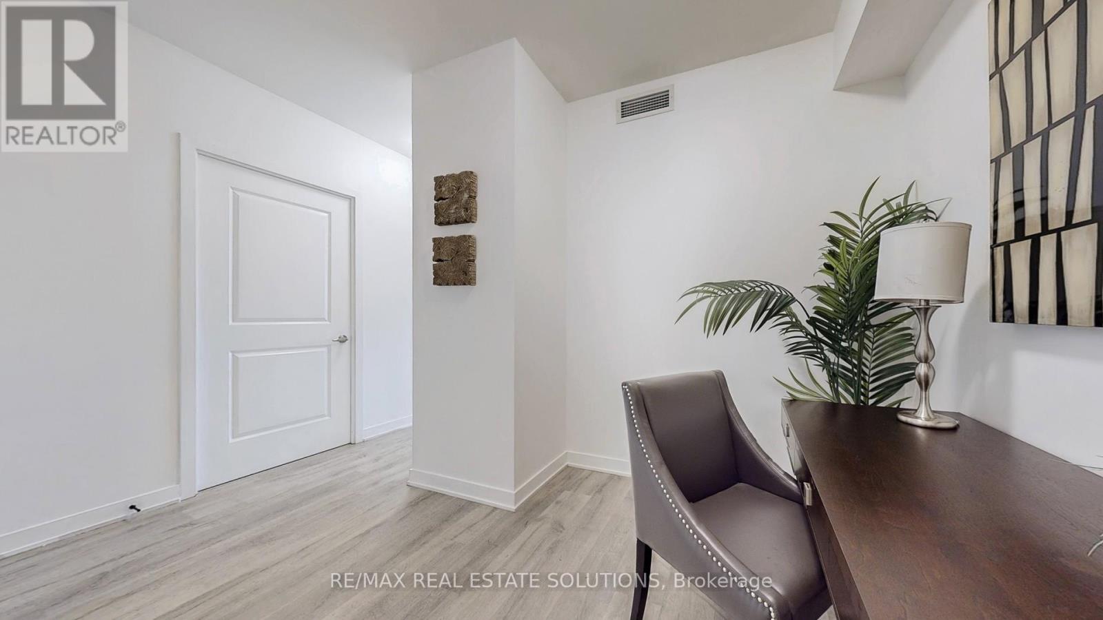506 - 4655 Metcalfe Avenue, Mississauga, Ontario  L5M 0Z7 - Photo 22 - W12426237