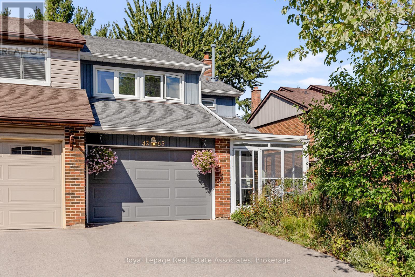 4265 THOM GARDENS, Mississauga, Ontario