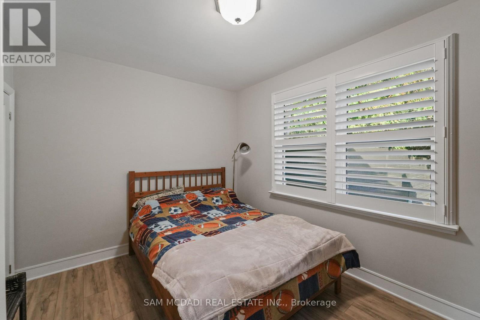 1140 Halliday Avenue, Mississauga, Ontario  L5E 1P9 - Photo 15 - W12426266