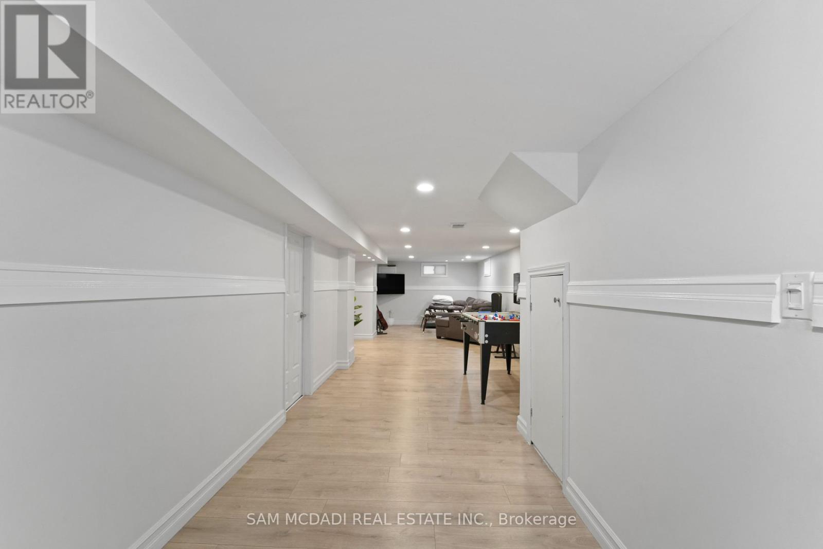 1140 Halliday Avenue, Mississauga, Ontario  L5E 1P9 - Photo 19 - W12426266