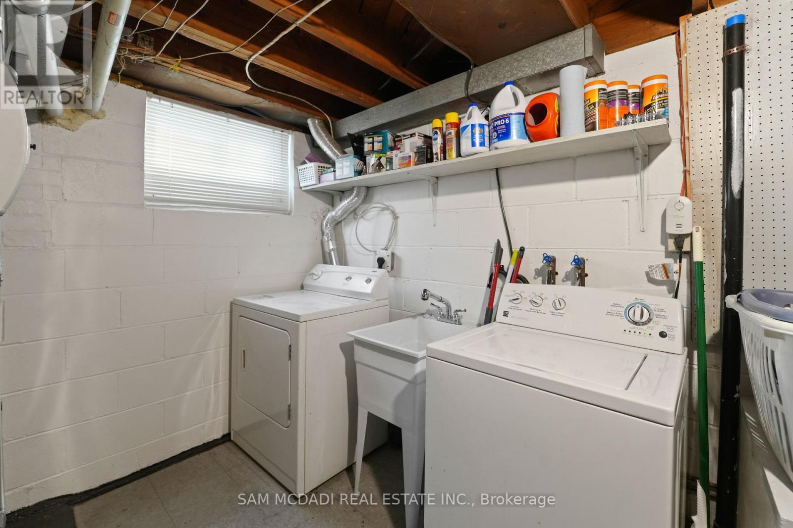1140 Halliday Avenue, Mississauga, Ontario  L5E 1P9 - Photo 26 - W12426266
