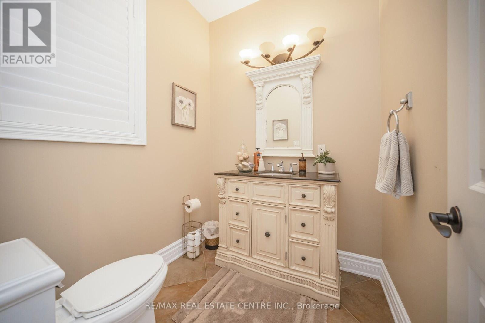 14645 5 Side Road, Halton Hills, Ontario  L4G 4S5 - Photo 6 - W12426269