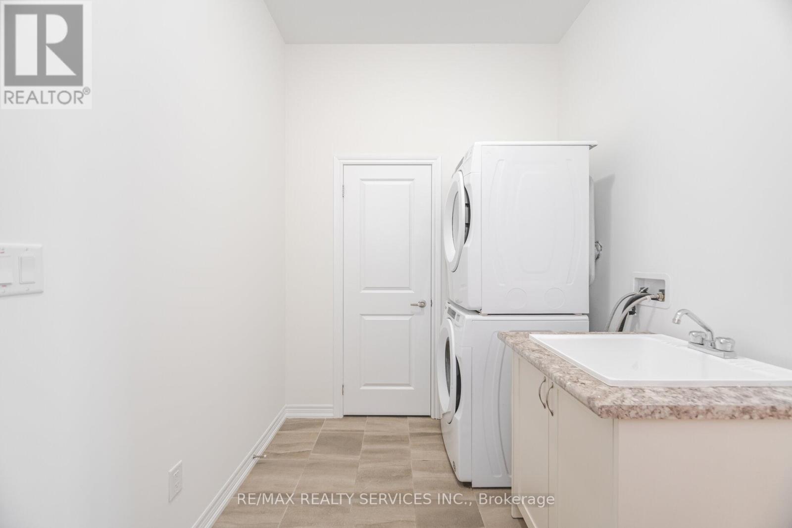 247 Clockwork Drive, Brampton, Ontario  L7A 5C7 - Photo 17 - W12426292