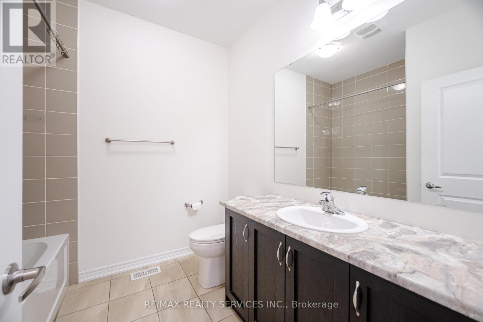 247 Clockwork Drive, Brampton, Ontario  L7A 5C7 - Photo 31 - W12426292