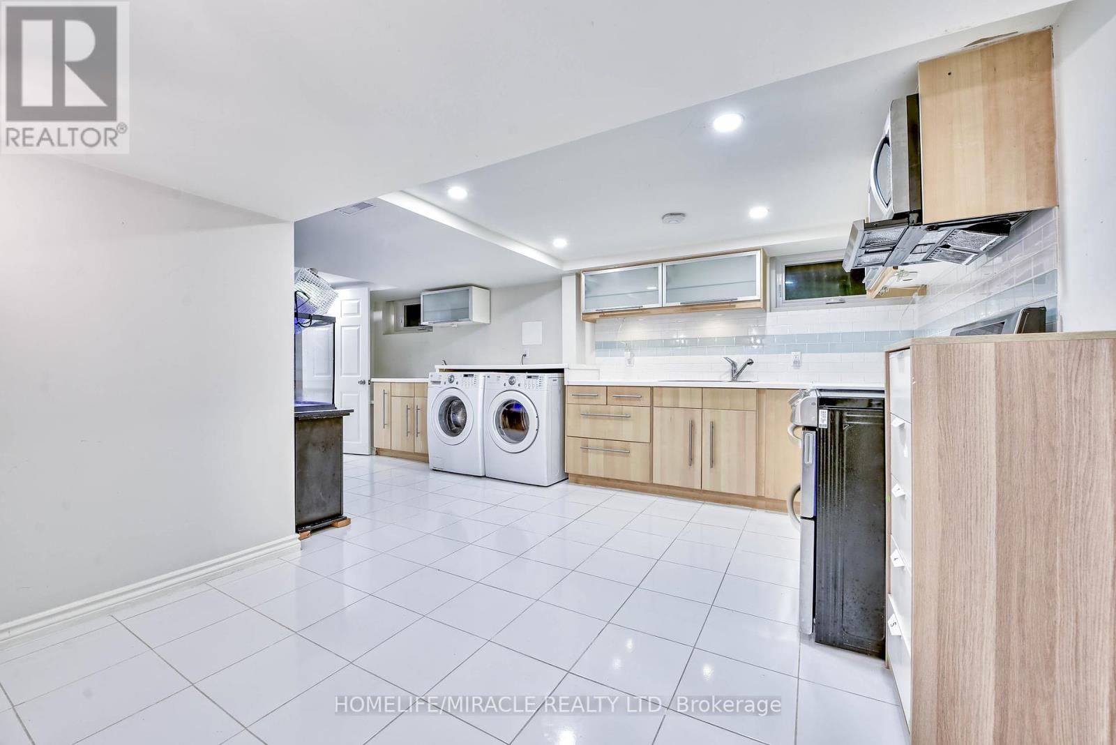 7596 Creditview Road, Brampton, Ontario  L6Y 0G5 - Photo 28 - W12426293