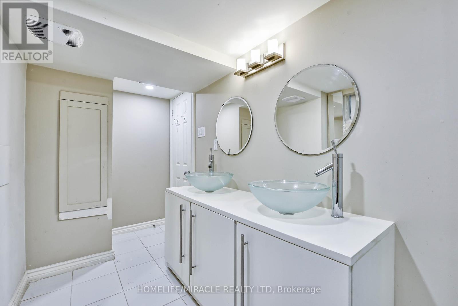7596 Creditview Road, Brampton, Ontario  L6Y 0G5 - Photo 38 - W12426293