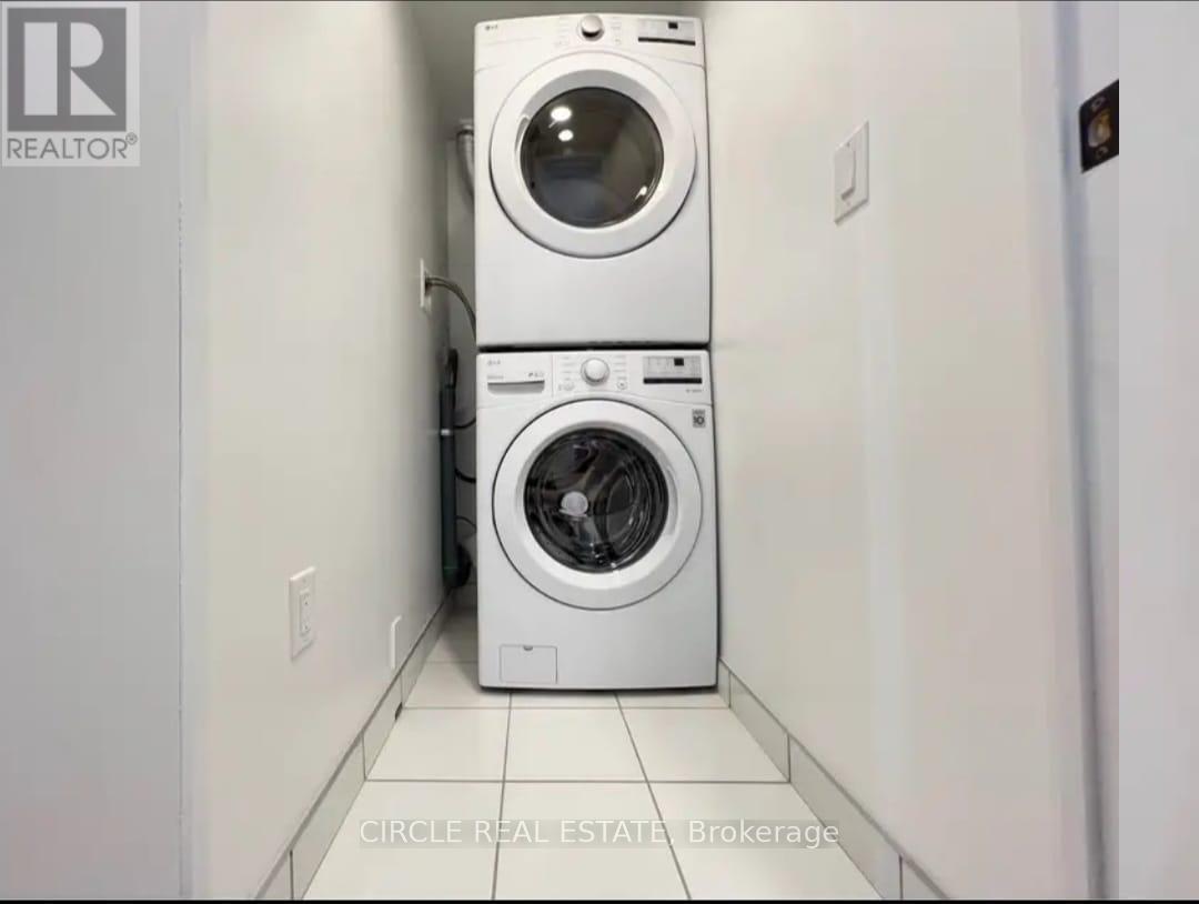 216 - 10 Lagerfeld Drive, Brampton, Ontario  L7A 5L3 - Photo 3 - W12426357