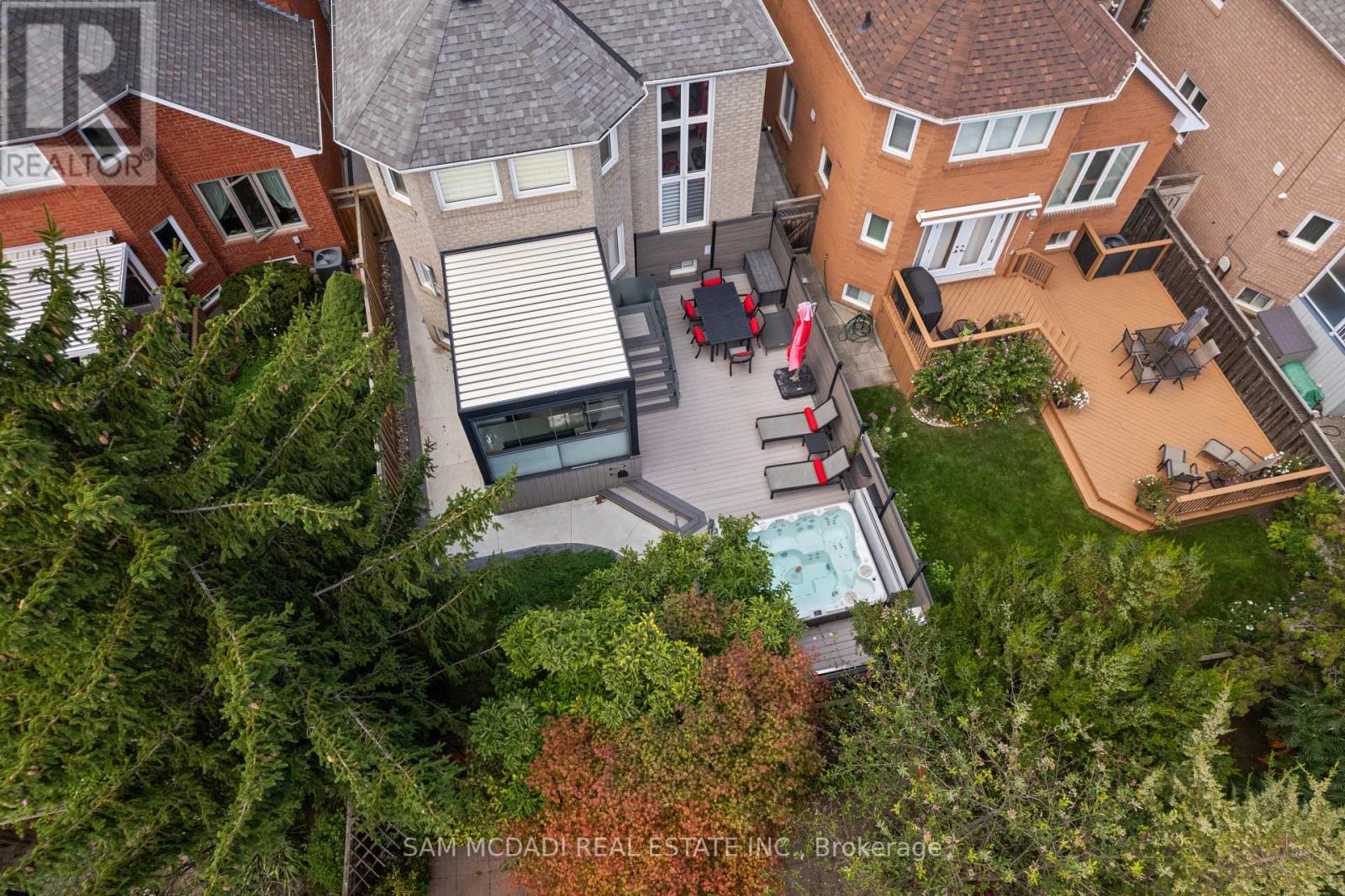 385 Turnberry Crescent, Mississauga, Ontario  L4Z 3W3 - Photo 4 - W12426360