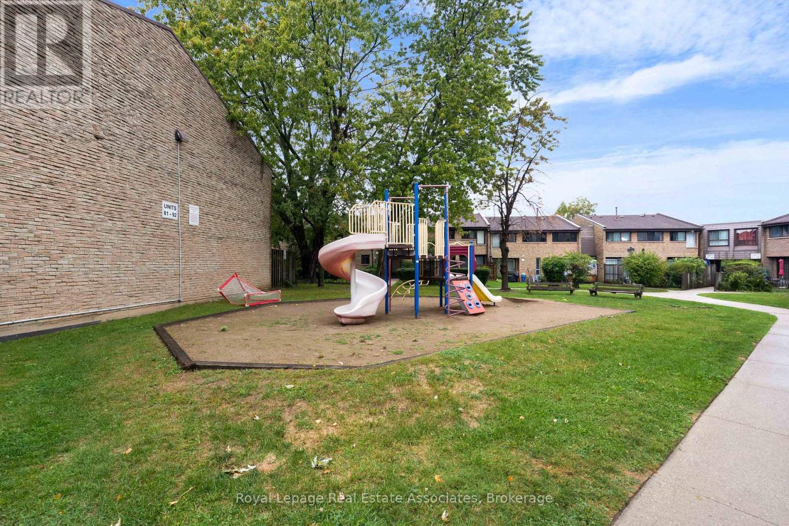 57 - 2605 Woodchester Drive, Mississauga, Ontario  L5K 2E3 - Photo 17 - W12426395