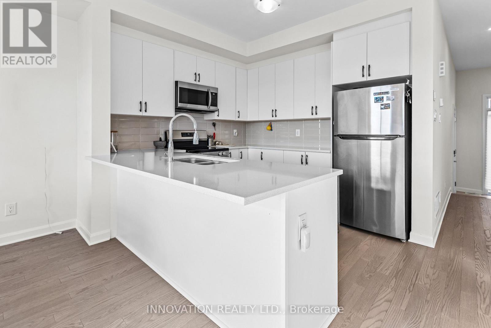 322 Gisborne Place, Ottawa, Ontario  K2W 0L2 - Photo 6 - X12391801