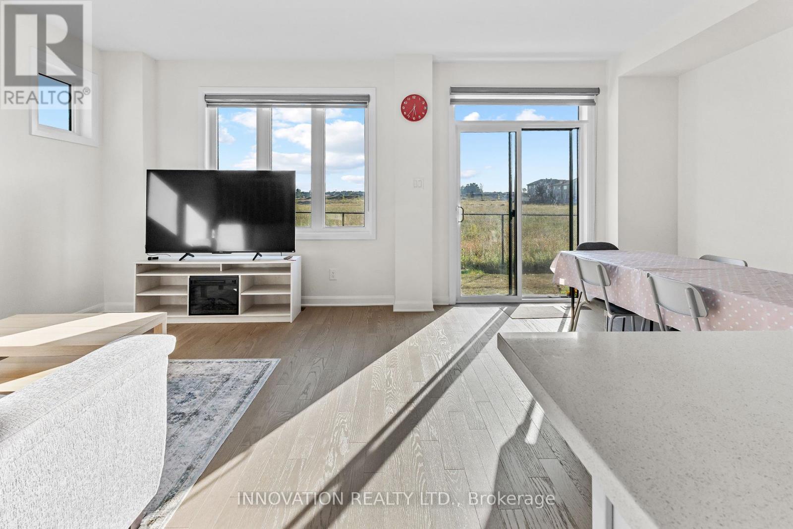 322 Gisborne Place, Ottawa, Ontario  K2W 0L2 - Photo 9 - X12391801
