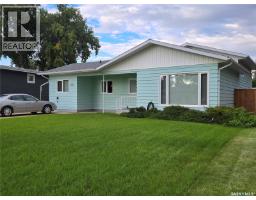 427 15th AVENUE NE North East