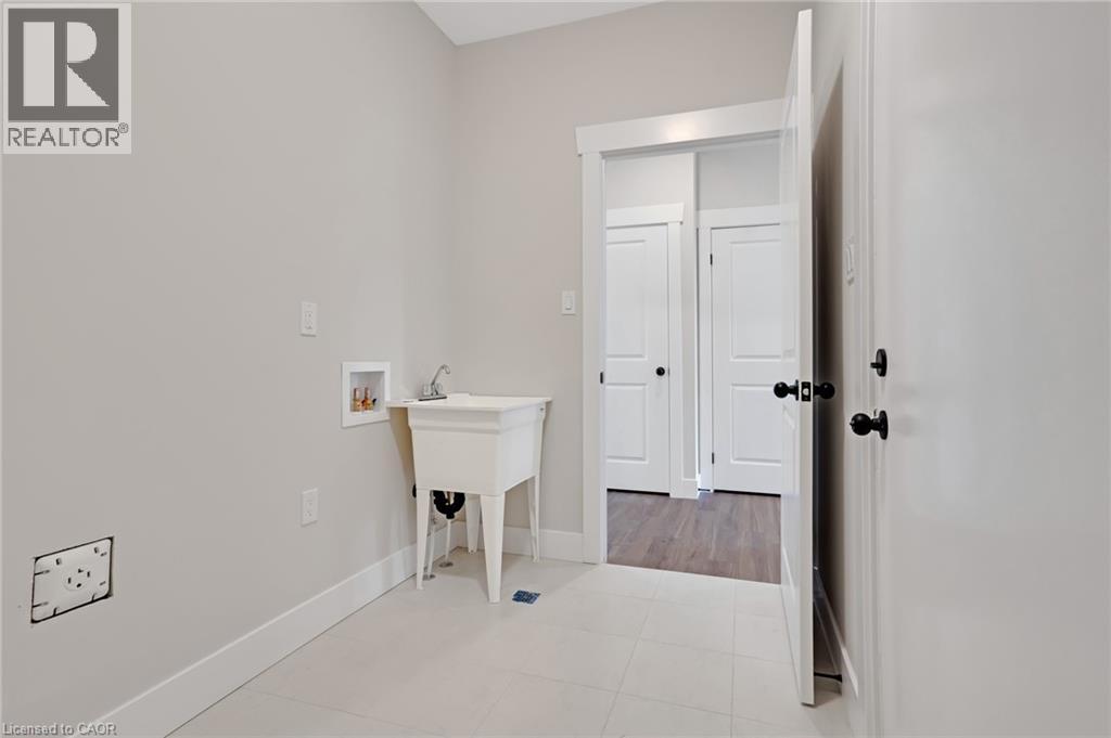 24 Moon Crescent, Cambridge, Ontario  N1S 5B4 - Photo 9 - 40769240
