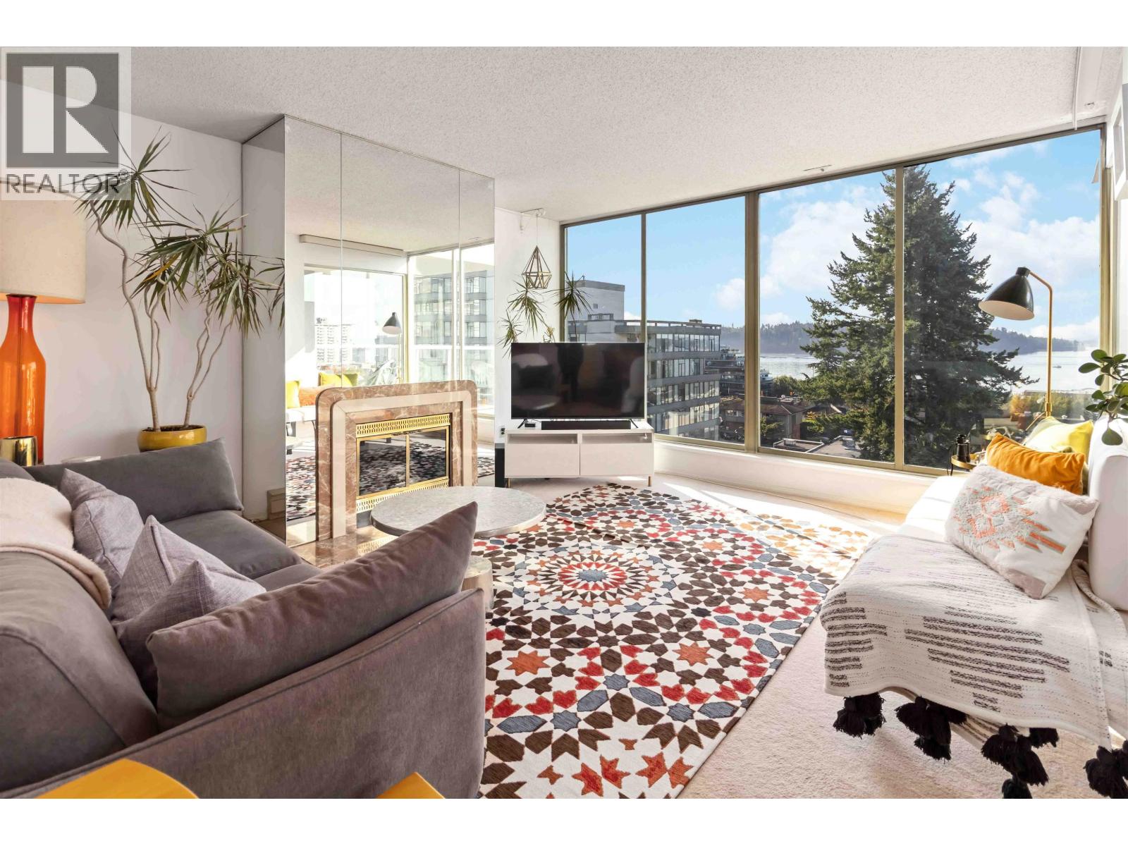 802 1455 Duchess Avenue, West Vancouver, British Columbia  V7T 1H7 - Photo 2 - R3050357