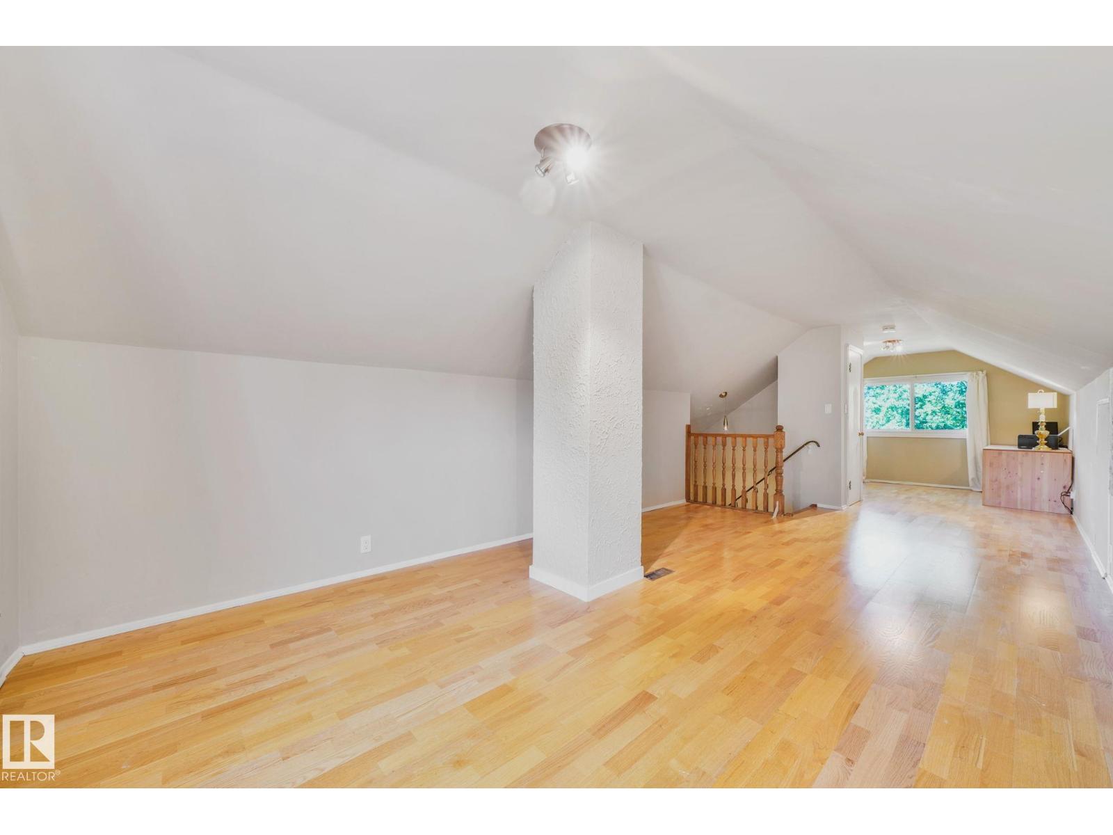 11522 101 St Nw, Edmonton, Alberta  T5G 0E9 - Photo 13 - E4458571