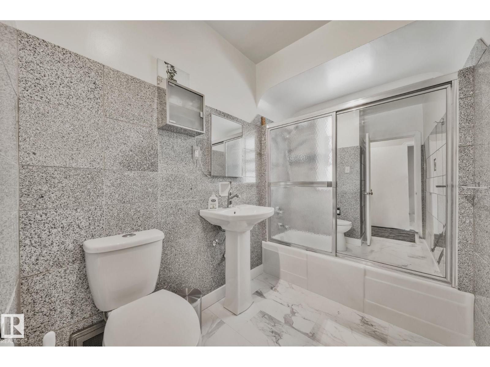 11522 101 St Nw, Edmonton, Alberta  T5G 0E9 - Photo 8 - E4458571