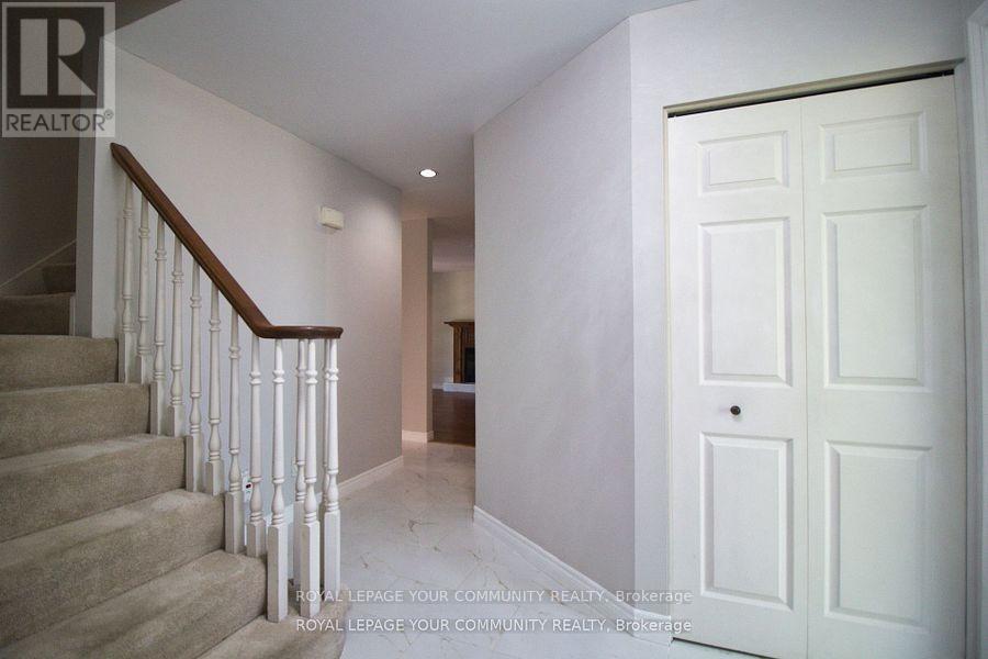 199 Garden Path, Chatham-Kent, Ontario  N7L 5M2 - Photo 5 - X12426230