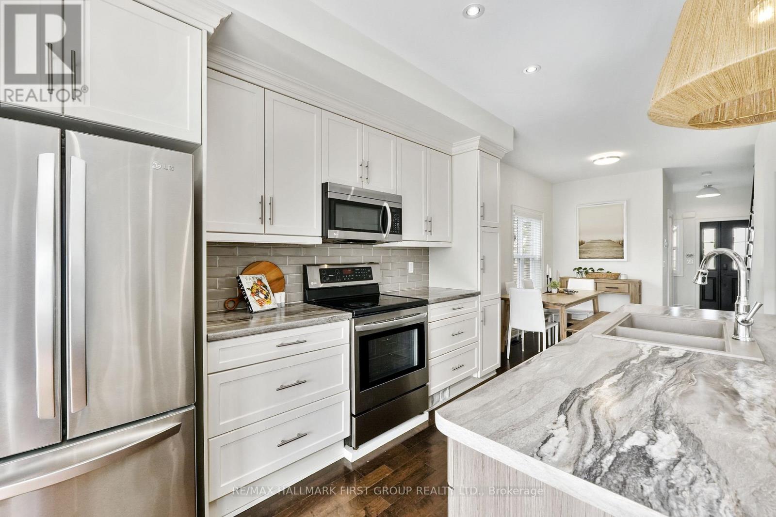 239 Rollings Street, Cobourg, Ontario  K9A 0G8 - Photo 17 - X12426231