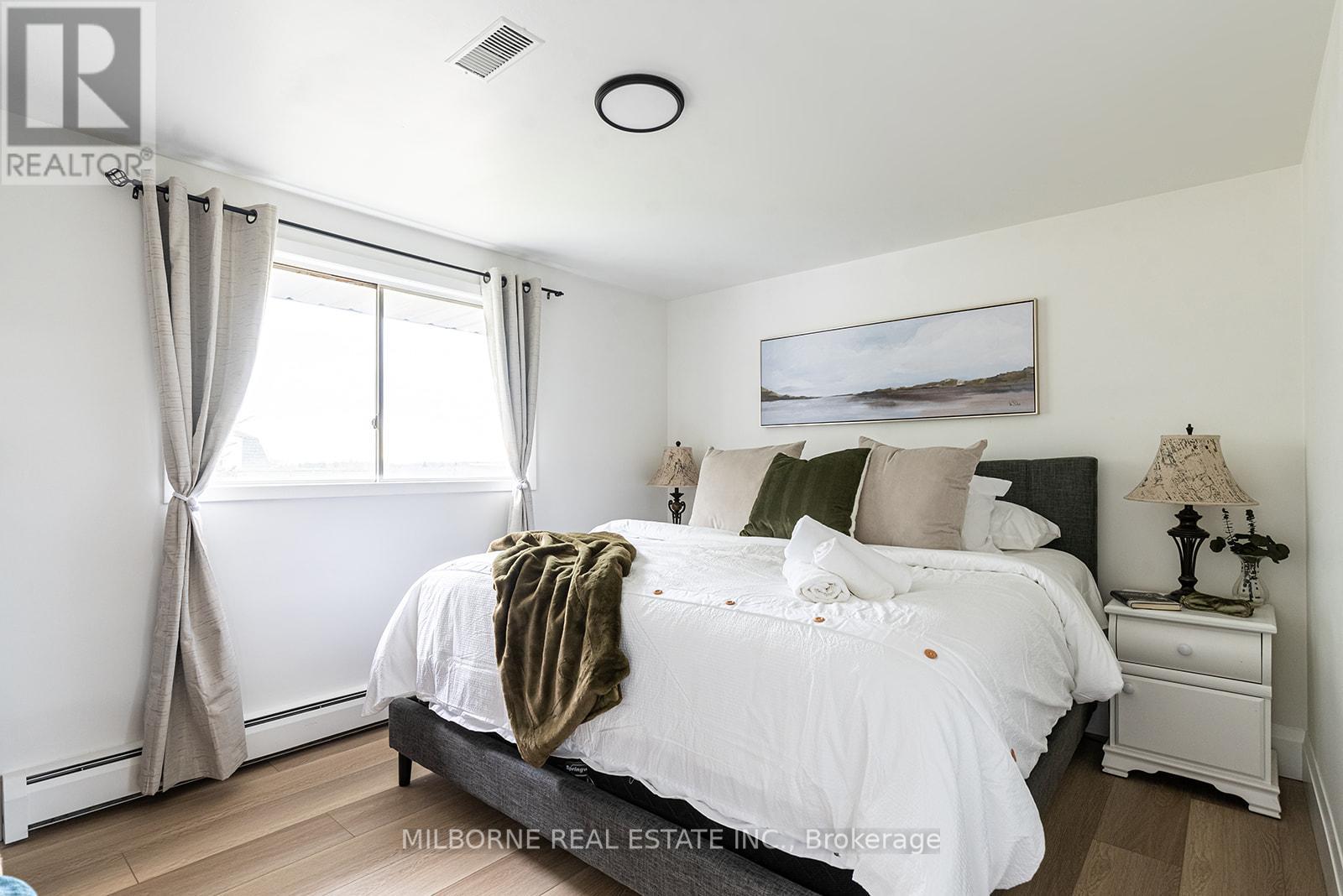 1846 Niagara Stone Road, Niagara-On-The-Lake, Ontario  L0S 1J0 - Photo 13 - X12426311