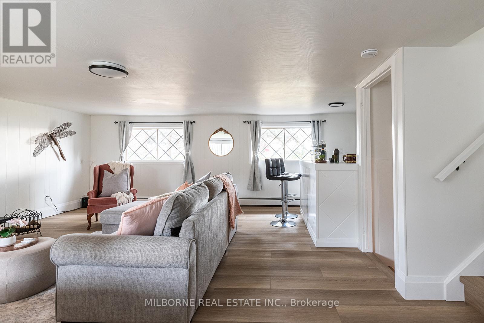 1846 Niagara Stone Road, Niagara-On-The-Lake, Ontario  L0S 1J0 - Photo 21 - X12426311