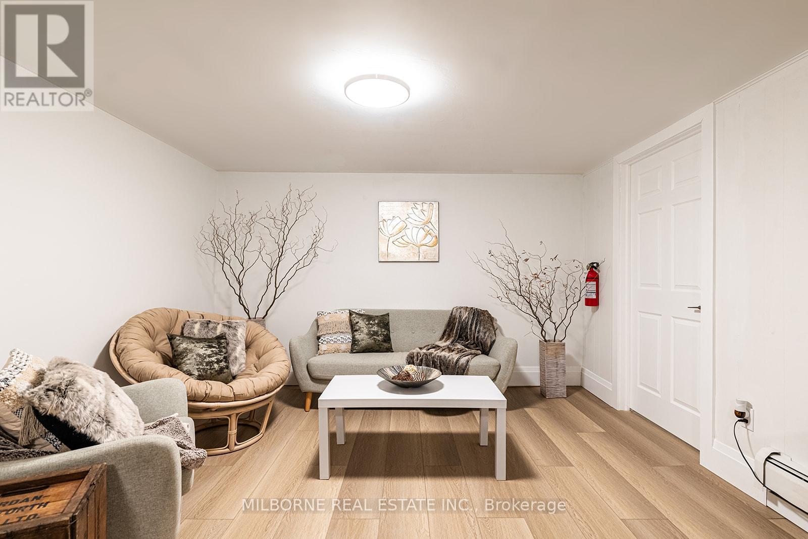 1846 Niagara Stone Road, Niagara-On-The-Lake, Ontario  L0S 1J0 - Photo 24 - X12426311