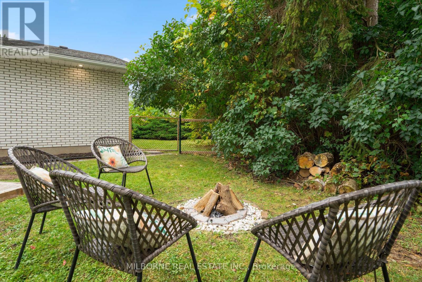 1846 Niagara Stone Road, Niagara-On-The-Lake, Ontario  L0S 1J0 - Photo 34 - X12426311