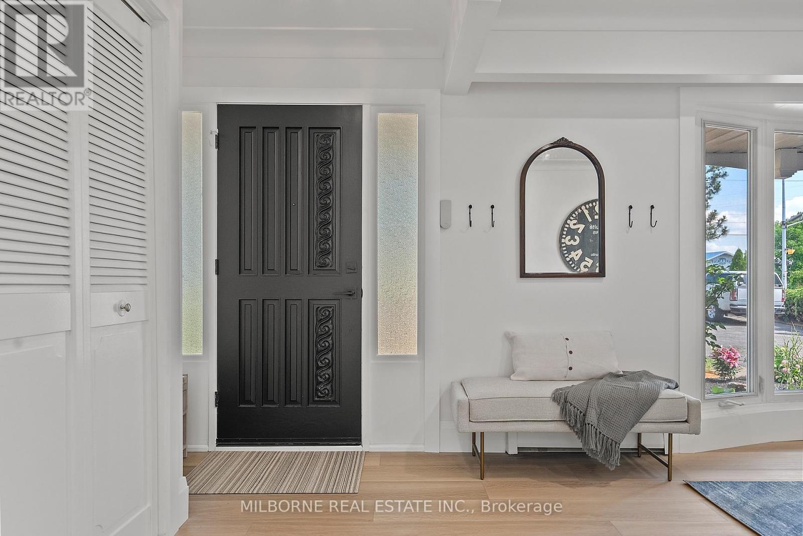 1846 Niagara Stone Road, Niagara-On-The-Lake, Ontario  L0S 1J0 - Photo 6 - X12426311