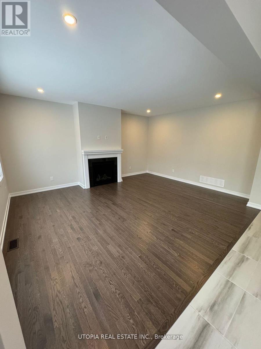 112 Hackamore Crescent, Ottawa, Ontario  K0A 2Z0 - Photo 8 - X12426332