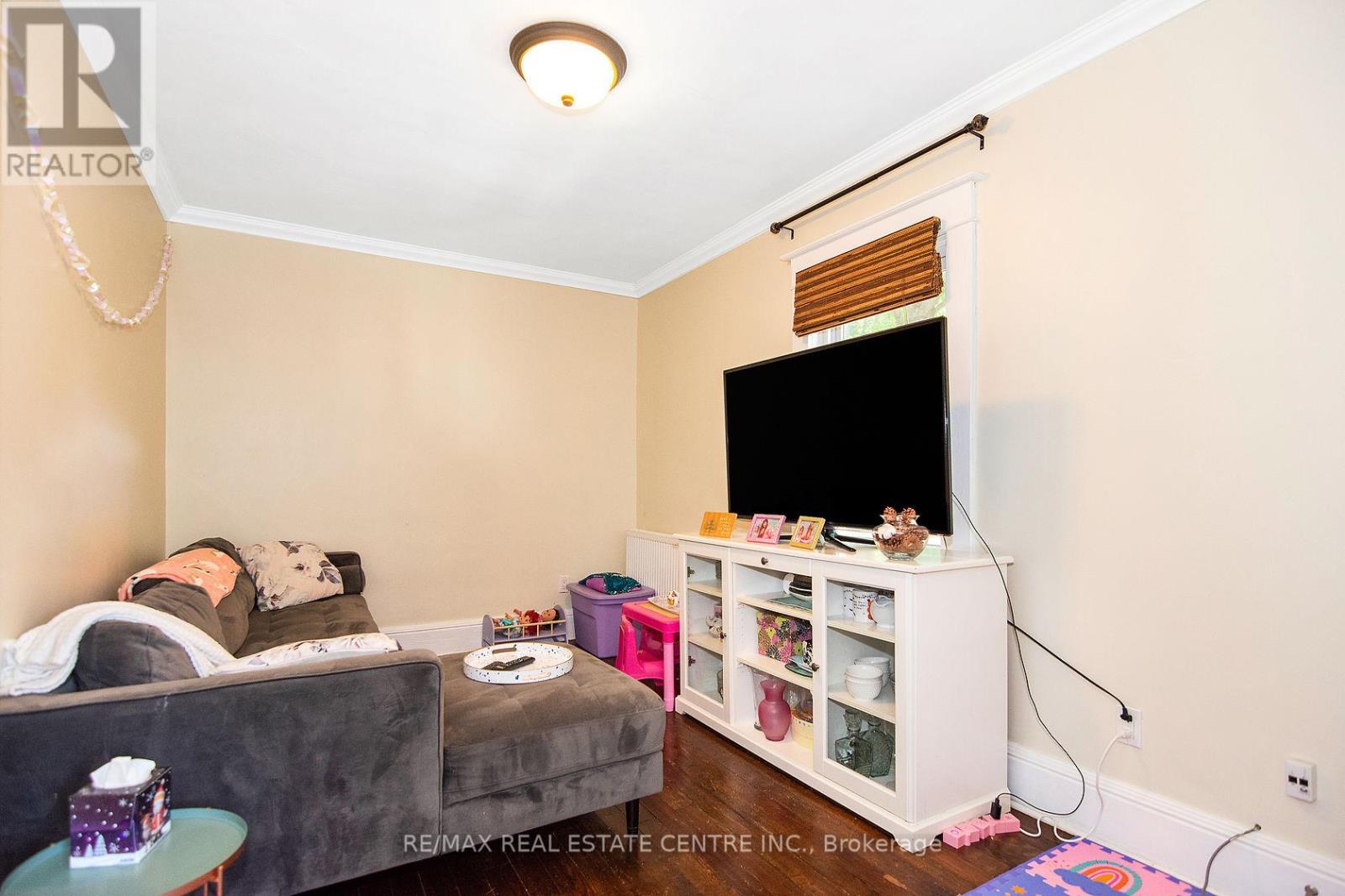 132 First Avenue E, Shelburne, Ontario  L9V 3K1 - Photo 21 - X12426333