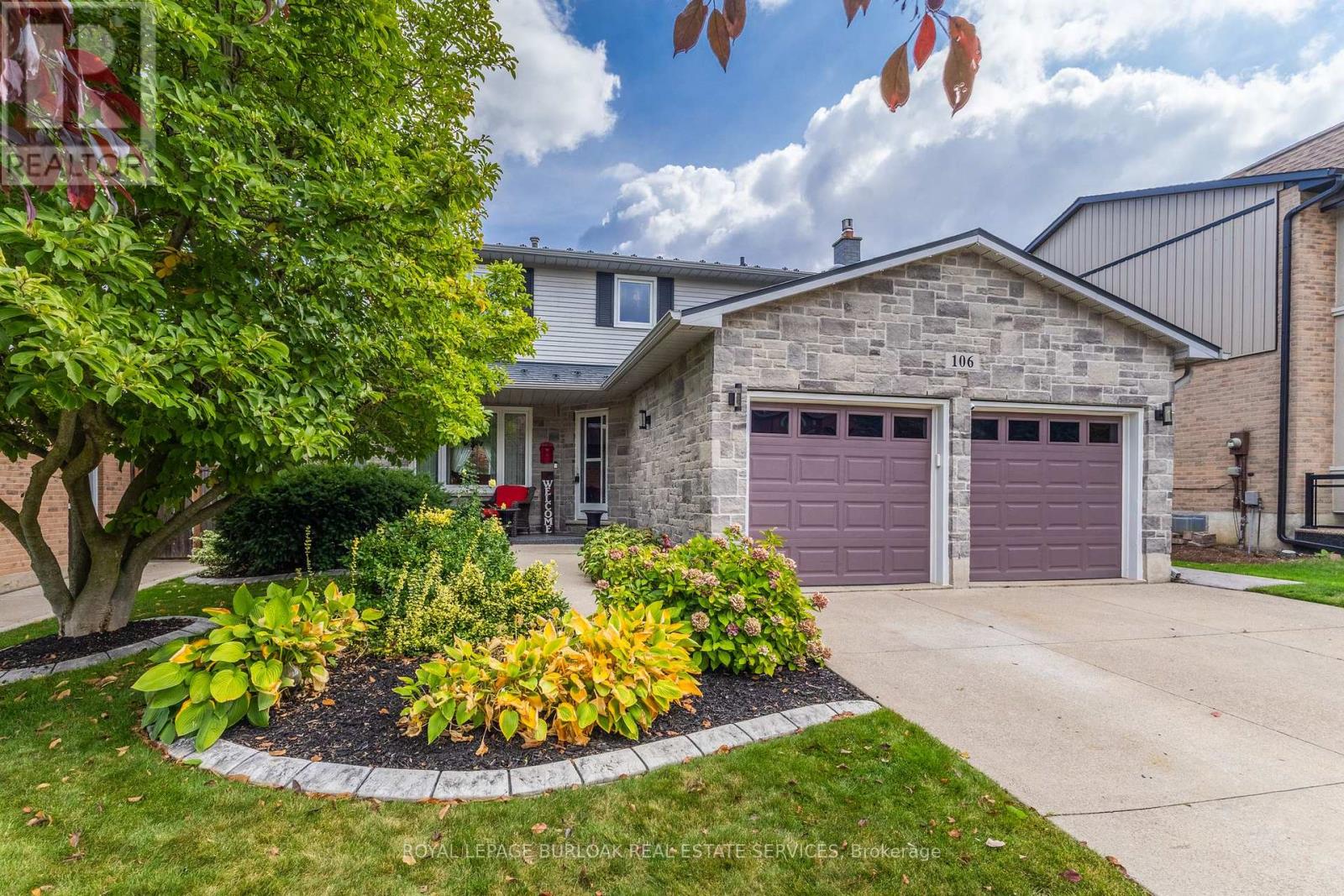 106 Maple Drive, Hamilton, Ontario  L8G 4S4 - Photo 2 - X12426340