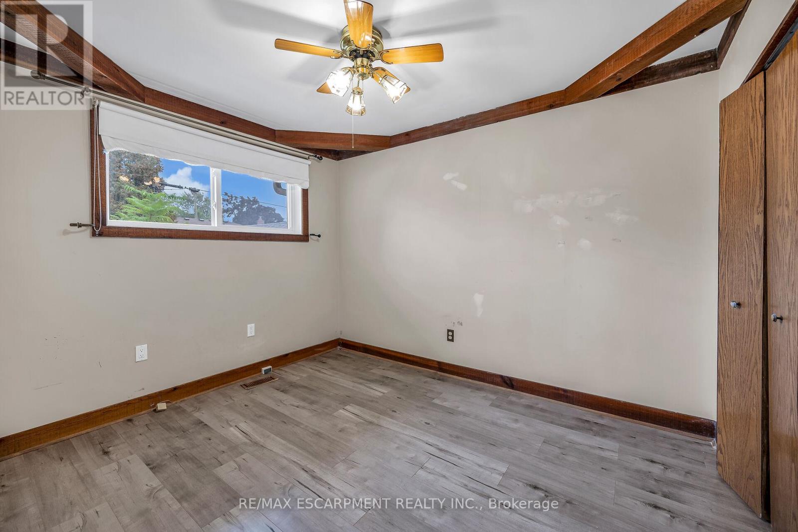 85 East 45th Street, Hamilton, Ontario  L8T 3J9 - Photo 18 - X12426353