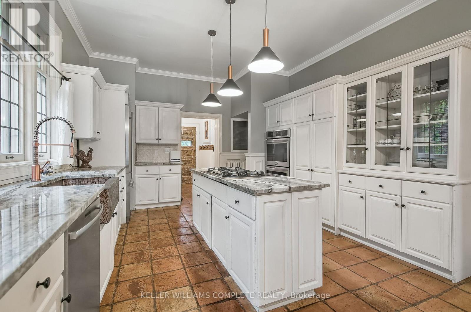 122 Dufferin Avenue, Brant, Ontario  N3T 4R1 - Photo 20 - X12426364