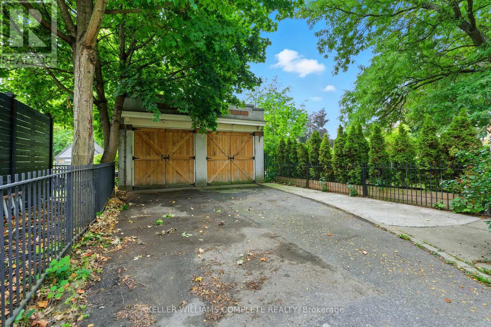 122 Dufferin Avenue, Brant, Ontario  N3T 4R1 - Photo 50 - X12426364