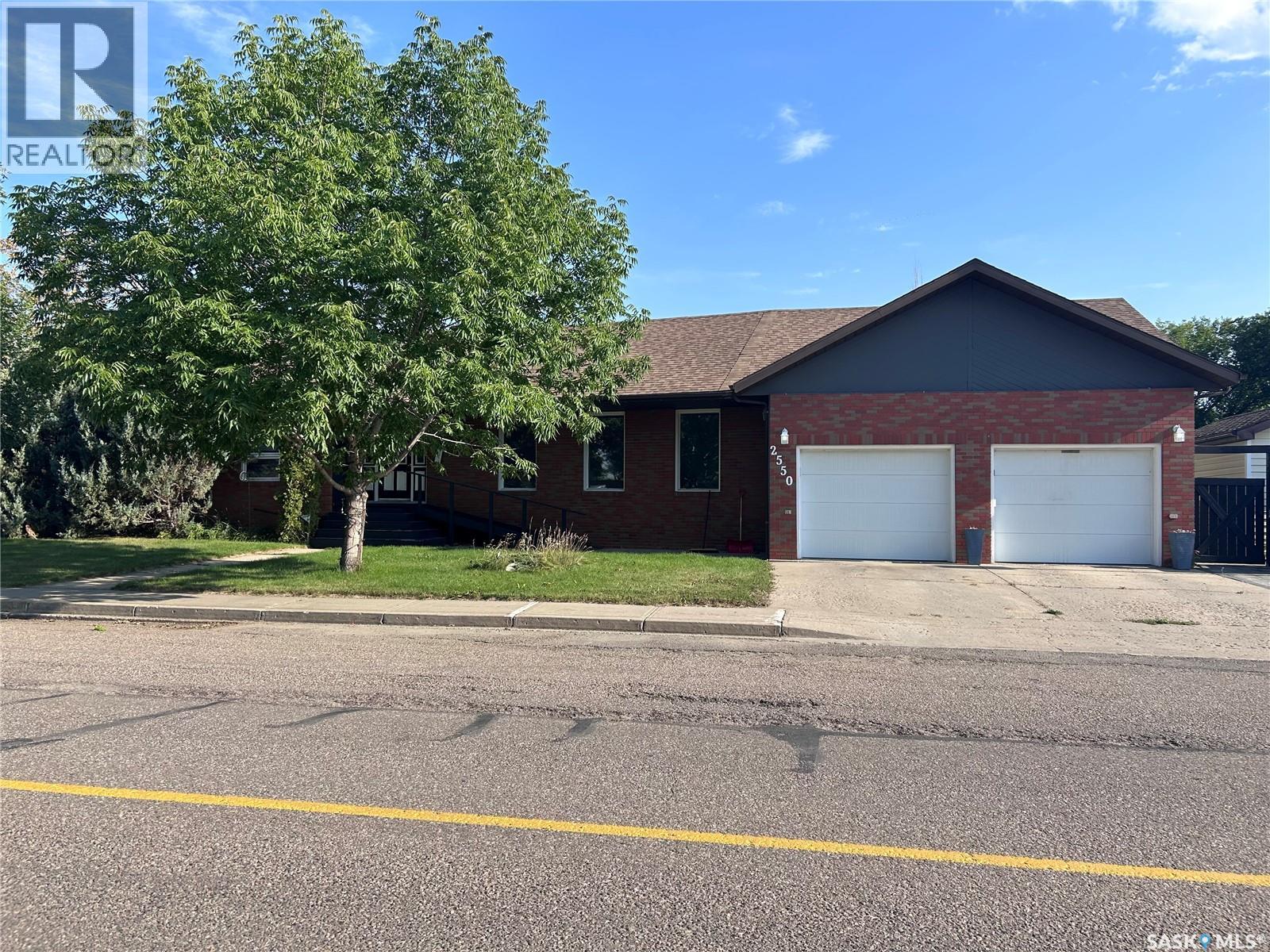 2550 Cardinal CRESCENT, North Battleford, Saskatchewan