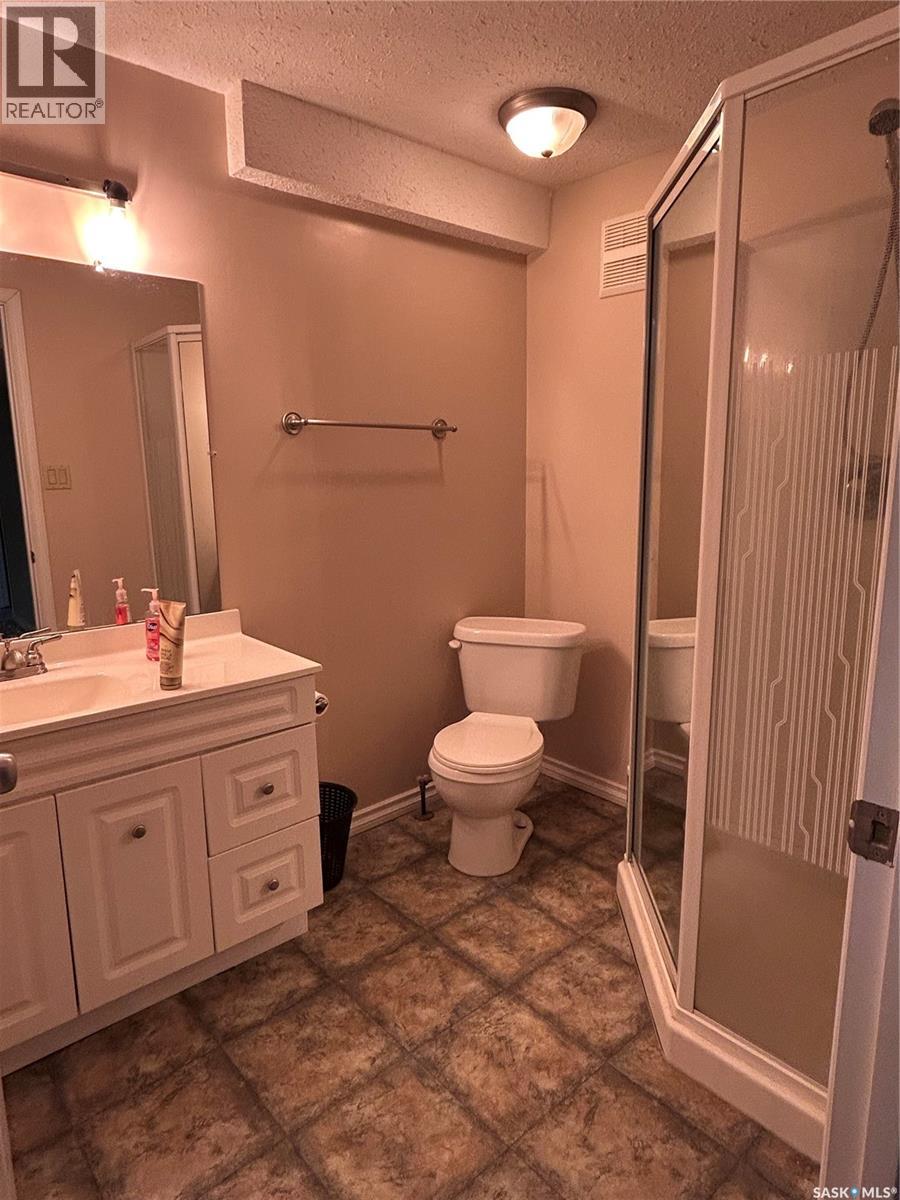 2550 Cardinal Crescent, North Battleford, Saskatchewan  S9A 3W9 - Photo 18 - SK019353