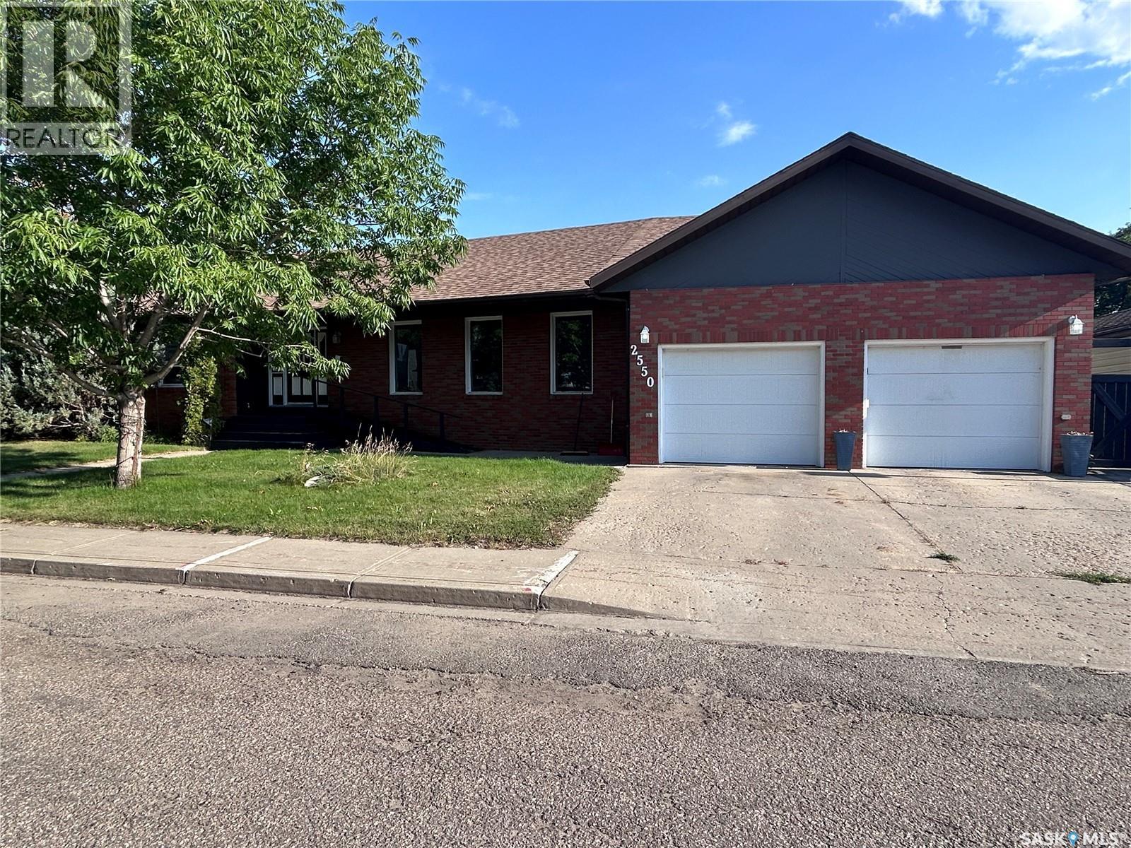 2550 Cardinal Crescent, North Battleford, Saskatchewan  S9A 3W9 - Photo 2 - SK019353