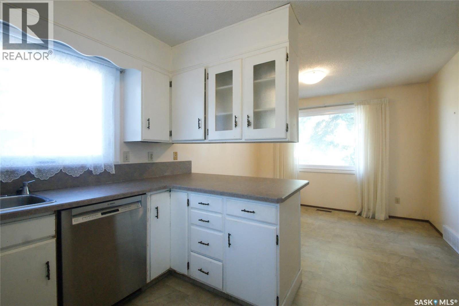 402 Mckercher Drive, Saskatoon, Saskatchewan  S7H 3W5 - Photo 11 - SK019311
