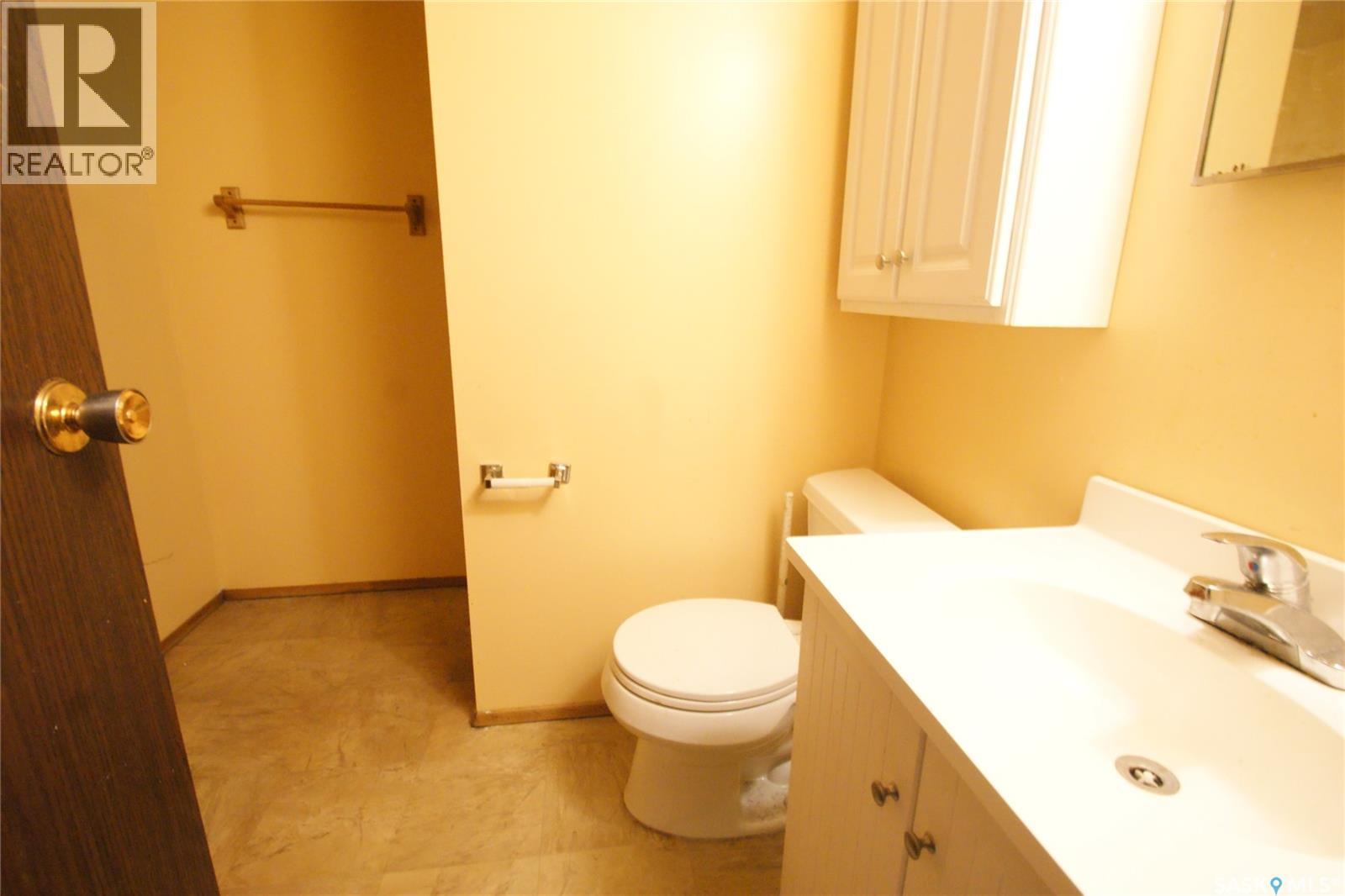 402 Mckercher Drive, Saskatoon, Saskatchewan  S7H 3W5 - Photo 15 - SK019311
