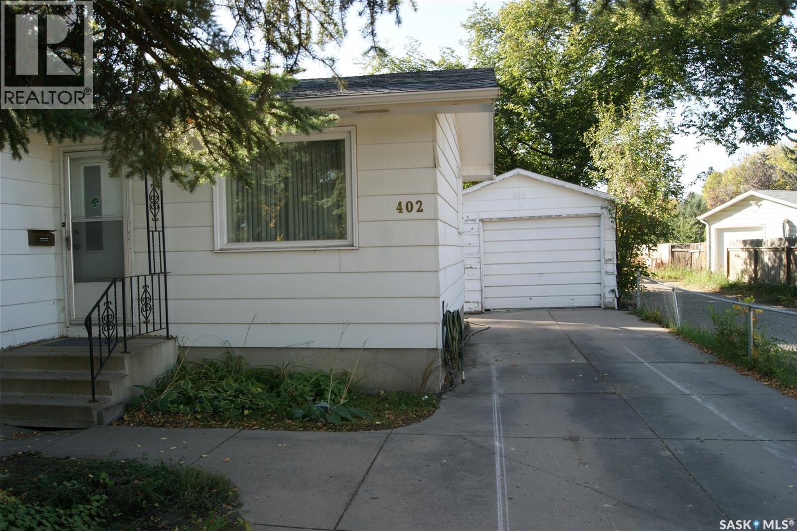402 Mckercher Drive, Saskatoon, Saskatchewan  S7H 3W5 - Photo 2 - SK019311