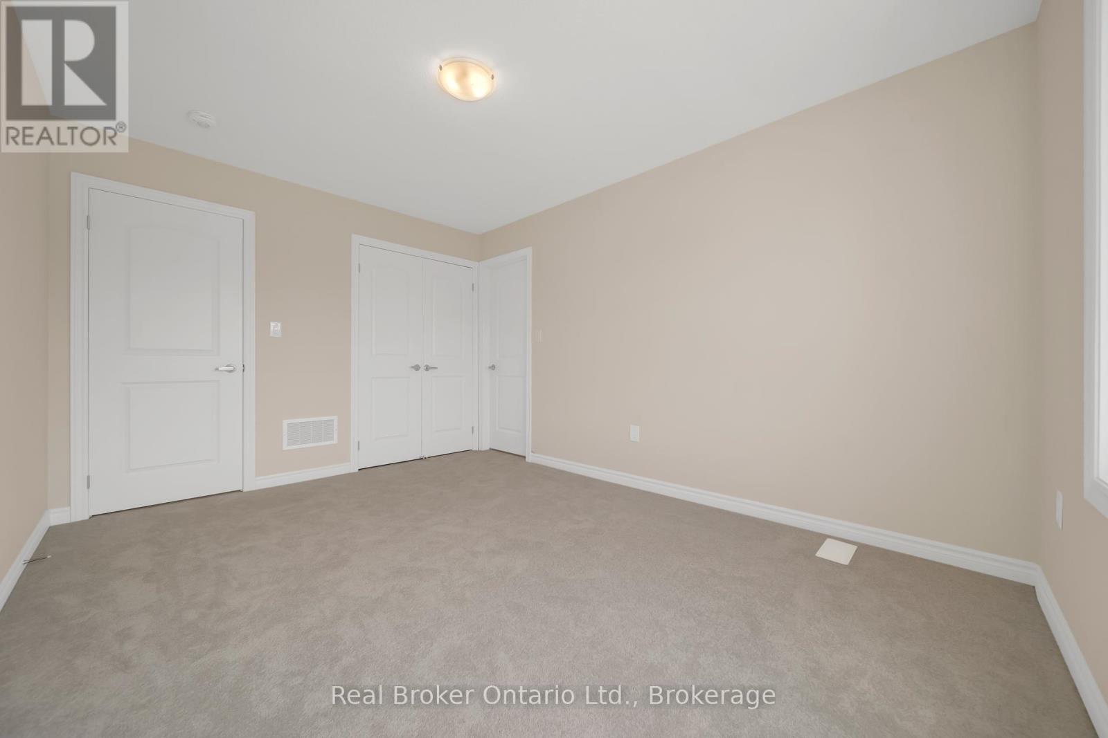 216 Vanilla Trail, Thorold, Ontario  L2E 6S4 - Photo 38 - X12423521