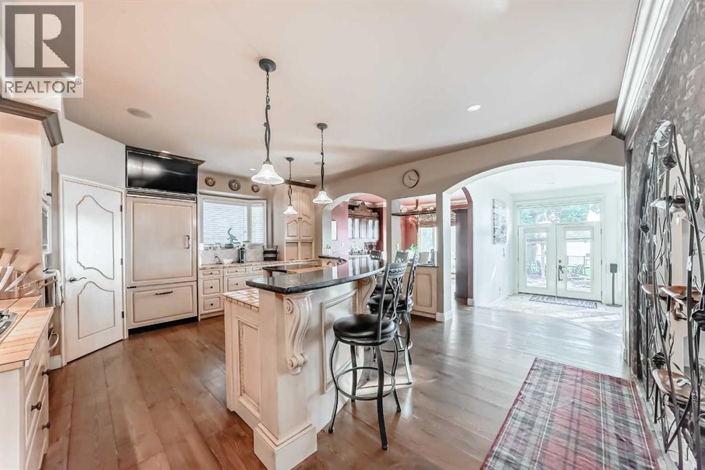 716 West Chestermere Drive, Chestermere, Alberta  T1X 1B5 - Photo 9 - A2259560