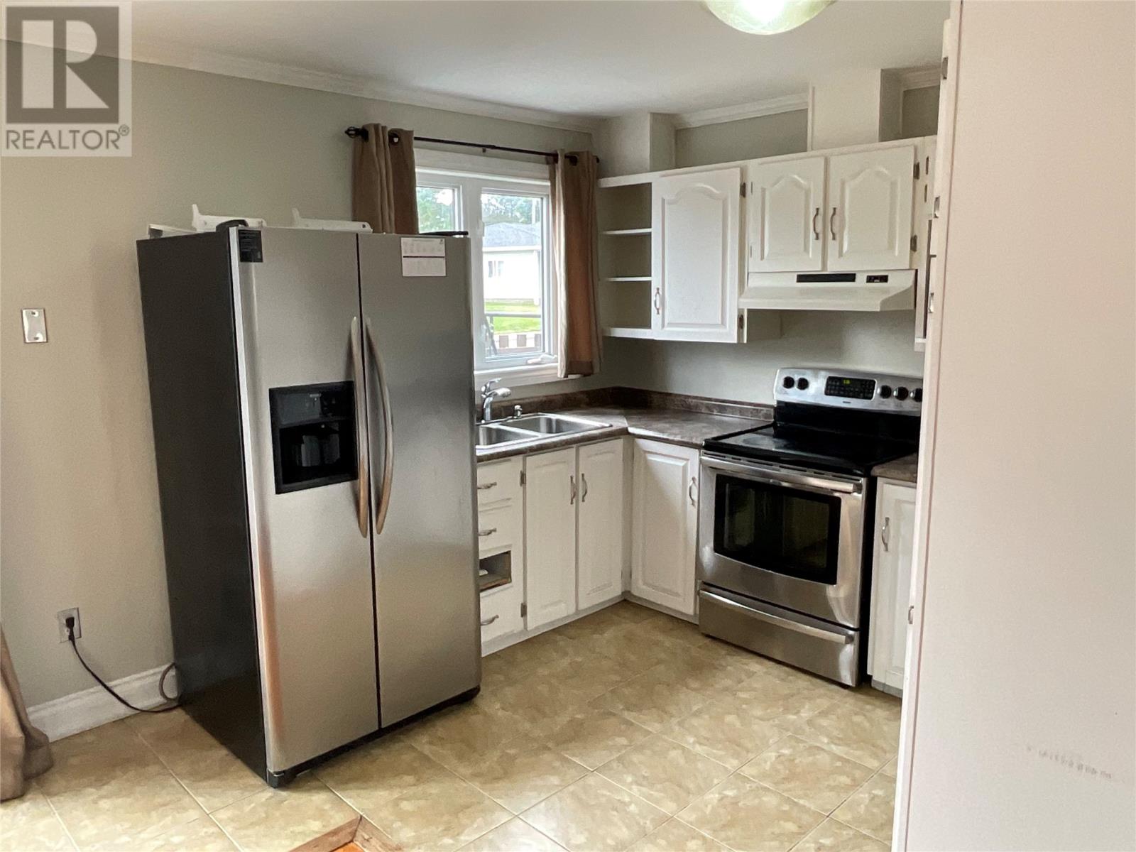 4 Nascopie Crescent, St John's, Newfoundland & Labrador  A1B 3W5 - Photo 2 - 1290261