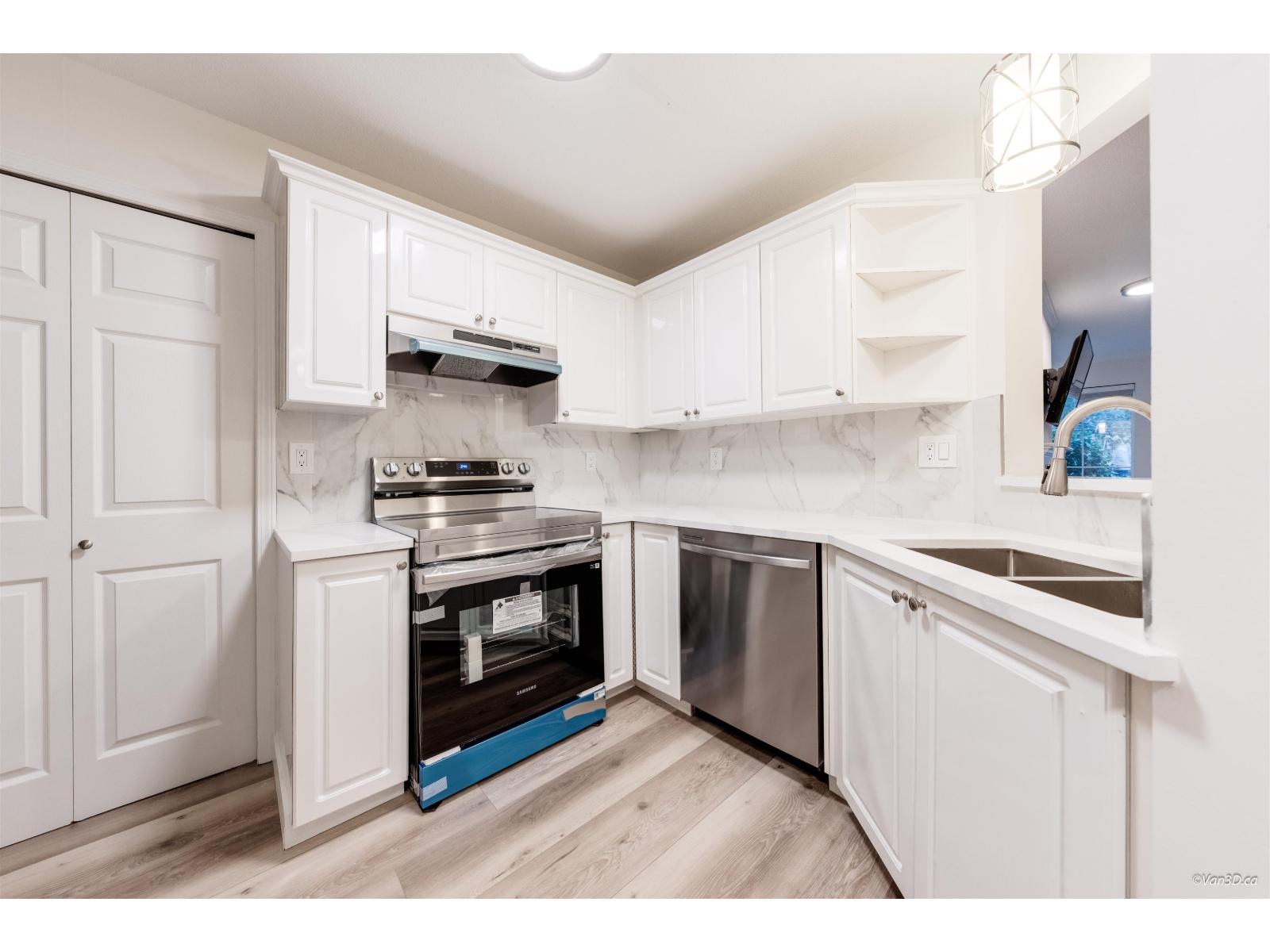 107 12155 75A AVENUE, Surrey, British Columbia