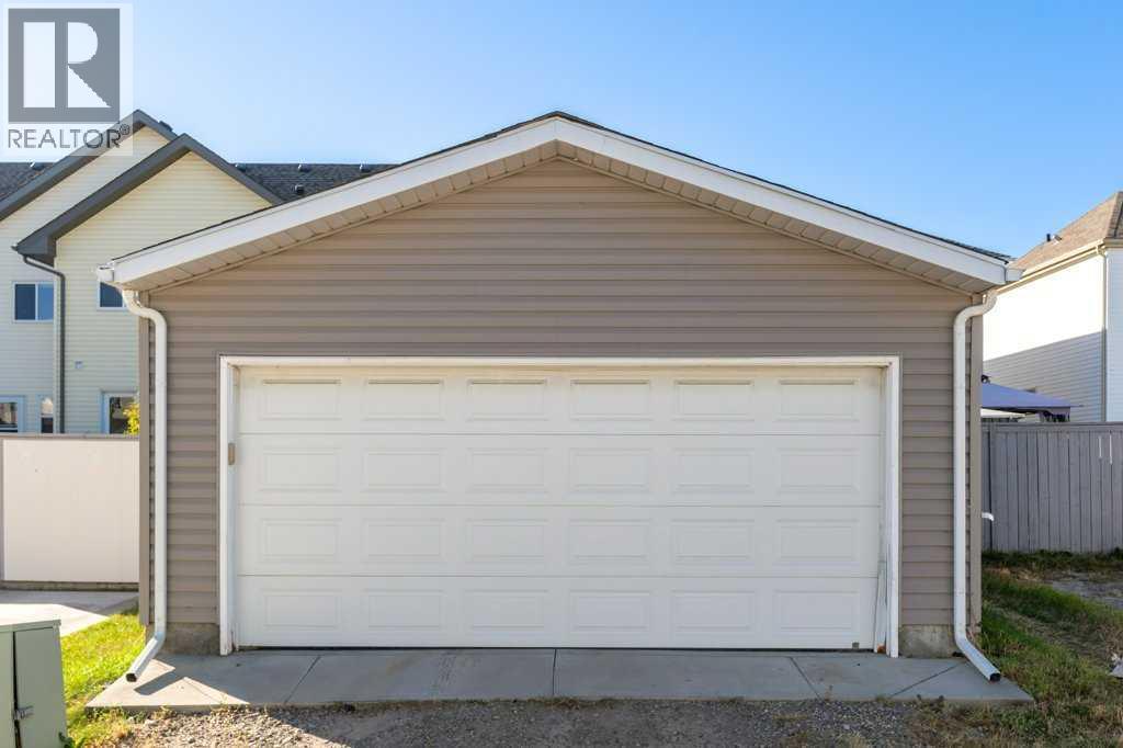 30 Copperpond Place Se, Calgary, Alberta  T2Z 0L6 - Photo 31 - A2259832