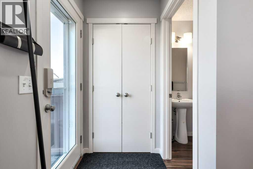 30 Copperpond Place Se, Calgary, Alberta  T2Z 0L6 - Photo 13 - A2259832