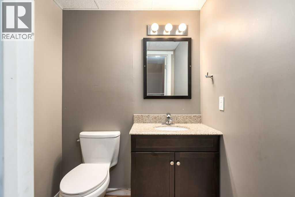 30 Copperpond Place Se, Calgary, Alberta  T2Z 0L6 - Photo 26 - A2259832