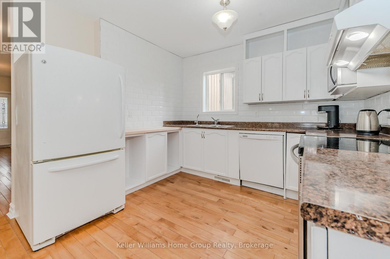 196 Eastern Avenue, Halton Hills (Ac Acton), Ontario  L7J 2E7 - Photo 17 - W12426500