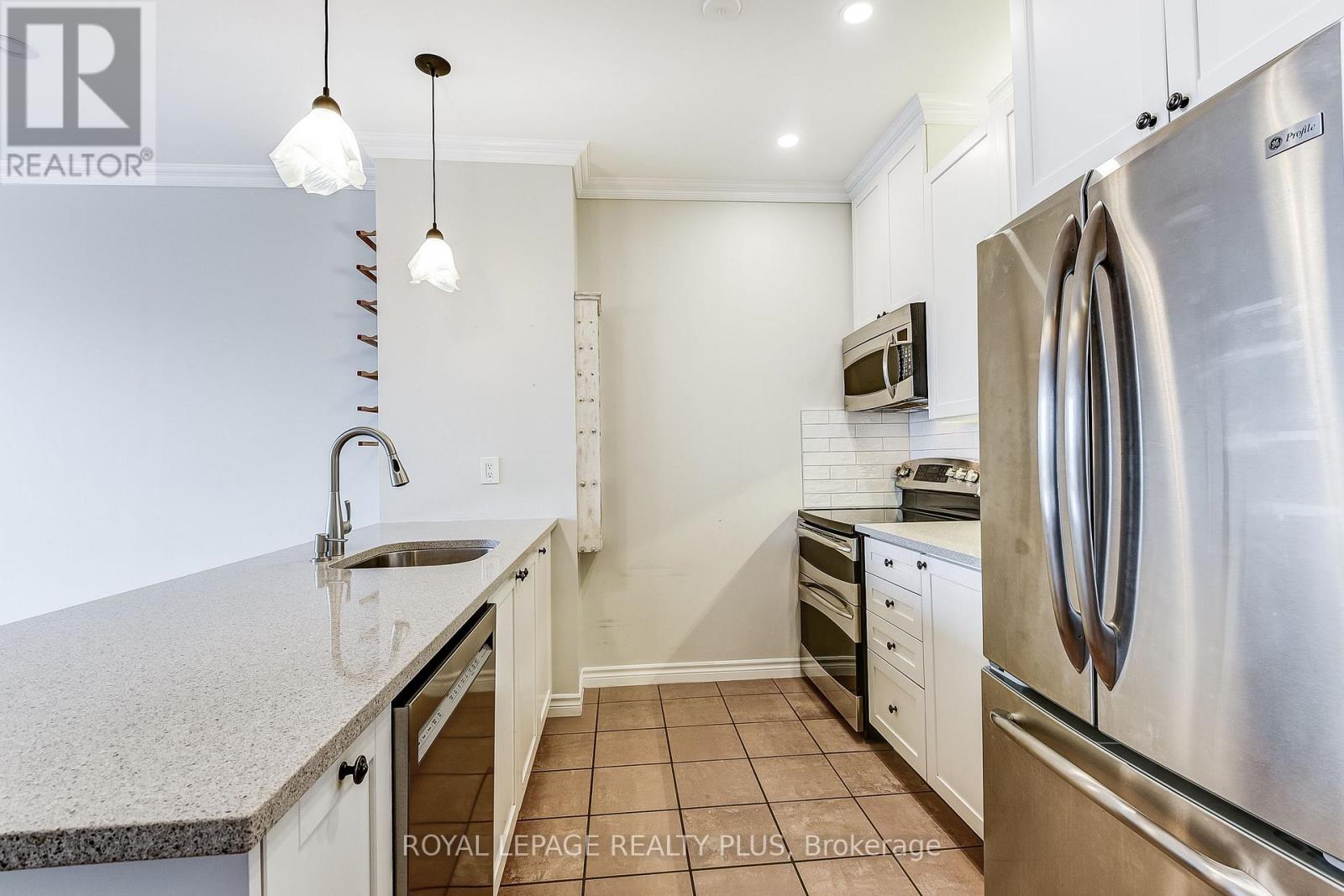 715 - 980 Yonge Street, Toronto, Ontario  M4W 3V8 - Photo 10 - C12426456